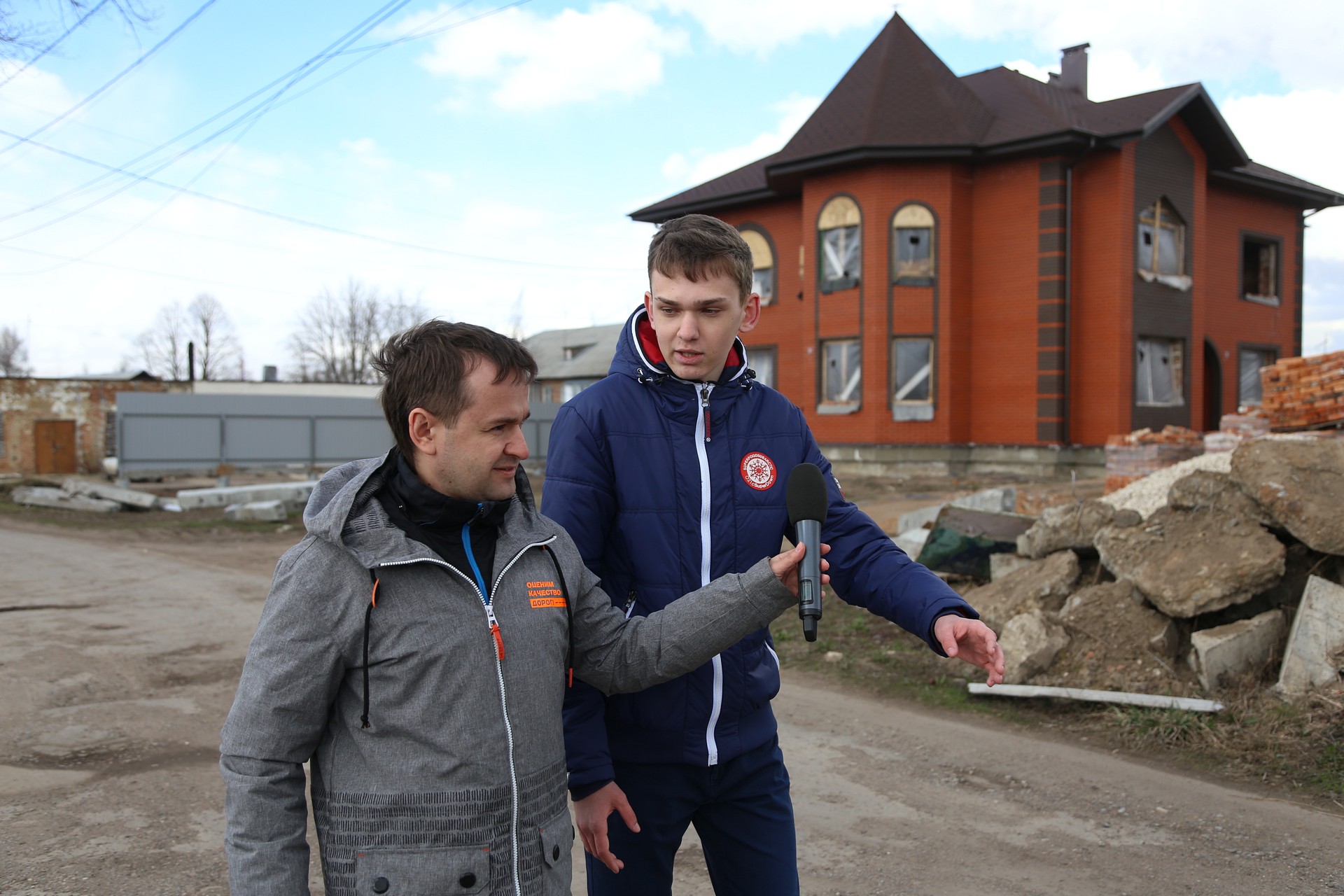 Школьник из Тульской области обратил внимание чиновников и ОНФ на дорогу, которая не ремонтировалась более полувека