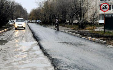 На нарушение технологии ремонта администрация Свободного отреагировала незамедлительно