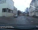 Наверно, одна из самых посещаемых улиц в городе, сюда приезжают туриста, а улица убита