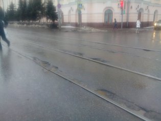 None, Красный мост