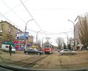 Это дорожное полотно в центре города Саратова.