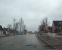 НЕ самая плохая дорога в городе, но ям хватает.