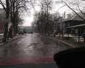 Дорога, как и большинство дорог нашего города находится в плачевном состоянии. Очень много заплаток, плюс ямы, плюс трещины и зачем-то искусственные неровности, хотя, итак вся дорога очень похожа на одну большую неровность. Дорога дублёр ул. Чаадаева, но объезжать пробки по ямам - себе дороже. Требует кап. ремонта.