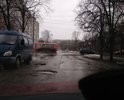 Дорога, как и большинство дорог нашего города находится в плачевном состоянии. Очень много заплаток, плюс ямы, плюс трещины и зачем-то искусственные неровности, хотя, итак вся дорога очень похожа на одну большую неровность. Дорога дублёр ул. Чаадаева, но объезжать пробки по ямам - себе дороже. Требует кап. ремонта.