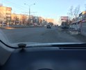 Красноармейский проспект - одна из основных транзитных магистралей города. На всем его протяжении трамвайные рельсы. По нему разрешено движение грузового транспорта. Количество легкового транспорта в часы пик зашкаливает. Дорожное покрытие пришло в негодность и требует ремонта.