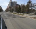 В самом центре города огромная яма