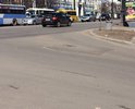 Очень сильно выпирают плиты колодцев