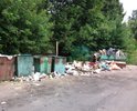 Уже лет 20 данный участок забыт городом. Жильцы прорыли себе канализацию, раздолбив асфальт по всей ширине дороге,и проезжая через него,можно оставить все колеса на дороге.