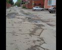 выбоины летом и огромное озеро на месте дороги в остальные времена года.