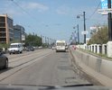 Множество ям на мосту. Колея. Повреждение бетонных плит.