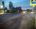 Очень проблемный участок дороги, огромные ямы в которые легковой автомобиль погружается полностью. Требуется незамедлительный ремонт.