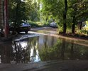 Дороги нет вообще! Съезды во дворы в ленинском районе Саратова по улице международная дома от 20г до 22а разбиты полностью! Высокие съезды во двор, колодца торчат, Одни лужи! Лягушки квакают ! Лужи глубокие и они никогда не высыхают, а под ними колодца! Ни пешеходам не пройти, ни автомобилям не проехать! Включая скорую помощь и другие службы!