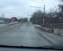 одна из важнейших артерий города, поток транспорта колоссальный