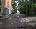 Дорога по улице квартал ДОС, во дворах домов 5,9. Помогите!Состояние дорог ужасное! Дороги никогда не ремонтировались.Легковые машины проезжают с большим трудом из-за огромных ям!Прошу принять меры!