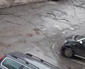 Во дворе появились огромные ямы из-за грузовиков которые заезжают в магазин "Магнит" И после этой зимы появились такие ямы что легковым автомобилям нужно объезжать их через пешеходную дорожку Всё это происходит прямо перед домом на улице Петрозаводская д9 к2 И вдоль всего дома после этой зимы появились ямы и везде лужи и в лёгкий дождь уже сложно пройти по двору не намочив обувь Желательно устранить данные ямы так как это действительно мешает И в вечером даже появляется пробка во дворе из жителей которые медленно проезжают по ямам Фото ниже в сухую погоду и всё равно лужи есть По которым проезжая машины обливают и пачкают машины на парковке