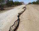 Дорога ведет к участкам выделенным многодетным семьям. В 2018 году отсыпали щебнем. Весной дорогу участками размыло. Срочно требуется оканавливание дороги, устройство водоотводов.Укрепление обочин.