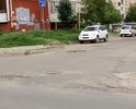 На перекрестке на углу дома № 65 и 57 по ул. Планерной г.Орла много лет такое позорище.