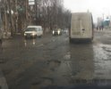 На отмеченном участке множество выбоин и трещин в дорожном покрытии, которые превышают допустимые нормативы, способствуют повышению аварийности и создают опасные для движения автомобилей ситуации. Ежегодный ямочный ремонт, в том числе методом пневмонабрызга, качественно не изменяет ситуацию в лучшую сторону. С приходом весны дорога разрушается в местах проведённого ремонта.