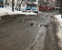 Участок дороги по улице Большая Московская от дома на Менделеева 55 и до Менделеева 9/4, а также от Большая Московская 53 до Большая Московская 15 ОТВРАТИТЕЛЬНЫЙ!!! Огромное количество машин в этом районе, проехать можно только на Камазе и то, Камаз жалко! Просим: положить асфальт на этом участке дороги, не заплатки, а АСФАЛЬТ!