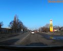 указанный участок правой полосы улицы Макаренко в многочисленных выбоинах