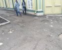 Очередной день рождения Ленина Самара встречает вот с таким асфальтом около его дома-музея на ул.Ленинской/Рабочей.
Зато туристам можно рассказать легенду, что это асфальт, "который при нём был".