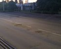 2-й пер Авроры в городе Кемерово разбит напрочь, при этом в этом месте всегда плотное движение: рядом рынок, сельская больница, многоэтажные дома, выезд на Нахимова и т.д.