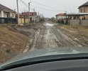 После федеральной программы прокладки водопроводный труб у нас отсутствует любая инфраструктура для передвижения. После работ самосвалов, бульдозеров, тракторов - дороги и пешеходные тропинки у нас отсутствуют. Осталась грязь, слякоть, глина, колея колес, кучи земли, провалы грунта в местах прокладки труб и колодцев. Вот так строители оставляют после себя дорожную территорию, как после бомбежки.