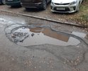 Очень, глубокие и большие ямы во дворе по улице Рыленкова, д. 13 рядом с Детским садиком № 02 "Россияночка" и Магазином "Поле чудес", создает аварийную и травмоопасную обстановку для граждан, ремонт не проводился порядка 5 лет. Прошу решить проблему с ремонтом ям на фото.