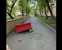 В субботу утром 11.05 заметила яму, которая препятствует выезду из моего двора. До сегодняшнего дня 15.05 проблема не исправлена.