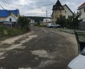 Администрация Верх-Исетского района забила на людей проживающих в микрорайоне Мичуринский и не собирается выделять деньги на ремонт дороги