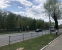 Отсутствуют: освещение пешеходного перехода, повторные знаки ограничения скорости, искусственные неровности