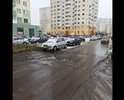 есть очень глубокие ямы, ехать невозможно