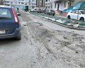 г.Воронеж, ул. Московский проспект. Двор в окружении домов 110А, 110Д, 110Г...
Живу здесь уже 4 года, за всё это время не было ни одного раза, чтобы кто-то залатал хоть одну яму! Дорога в катастрофичном состоянии!!! С каждым годом становится всё хуже и хуже! Жаль что можно загрузить только 5 фотографий. Объехав вокруг этих домов автовладельцы приходят в ужас.