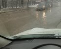 сделать слив большого количества скапливаемой воды в рощу справа, там уровень почвы ниже чем на дороге.